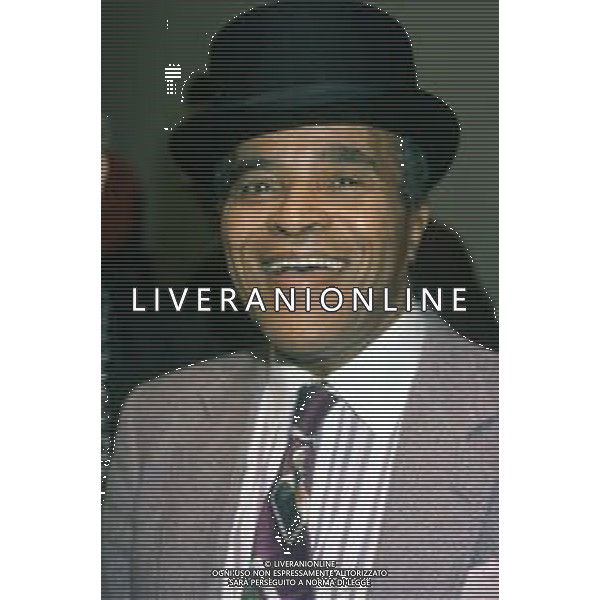 DIAP-RETROSPETTIVA JOHN CARL HENDRICKS CANTANTE E JAZZISTA NELLA FOTO JOHN CARL HENDRICKS A MILANO NELL\'ANNO 1991 AG ALDO LIVERANI SAS