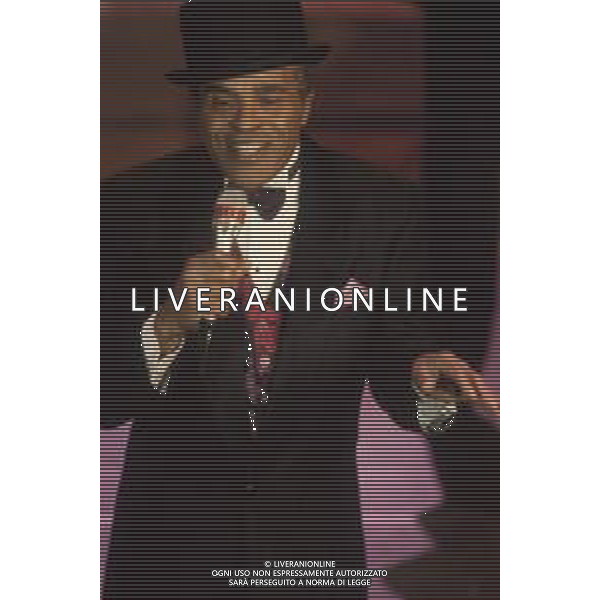 DIAP-RETROSPETTIVA JOHN CARL HENDRICKS CANTANTE E JAZZISTA NELLA FOTO JOHN CARL HENDRICKS A MILANO NELL\'ANNO 1991 AG ALDO LIVERANI SAS