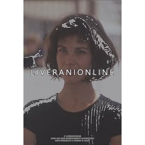 DIAP-RETROSPETTIVA ANN ROUSSELL ATTRICE NELLA FOTO ANN ROUSSELL A CANNES NELL\'ANNO 1991 AG ALDO LIVERANI SAS