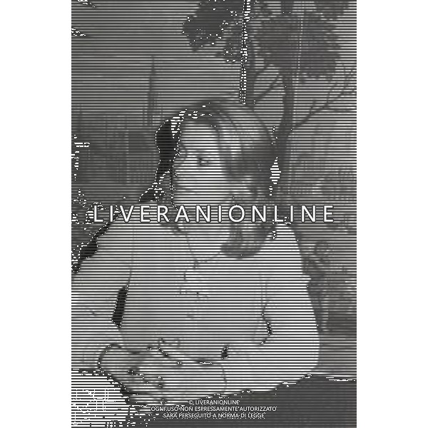 NEG-RETROSPETTIVA CATHERINE DENEUVE ATTRICE NELLA FOTO CATHERINE DENEUVE IN TERRAZZA MARTINI A MILANO ALLA PRESENTAZIONE DEL FILM “ULTIMO METRO“ IL GIORNO 10-04-1981 AG ALDO LIVERANI SAS