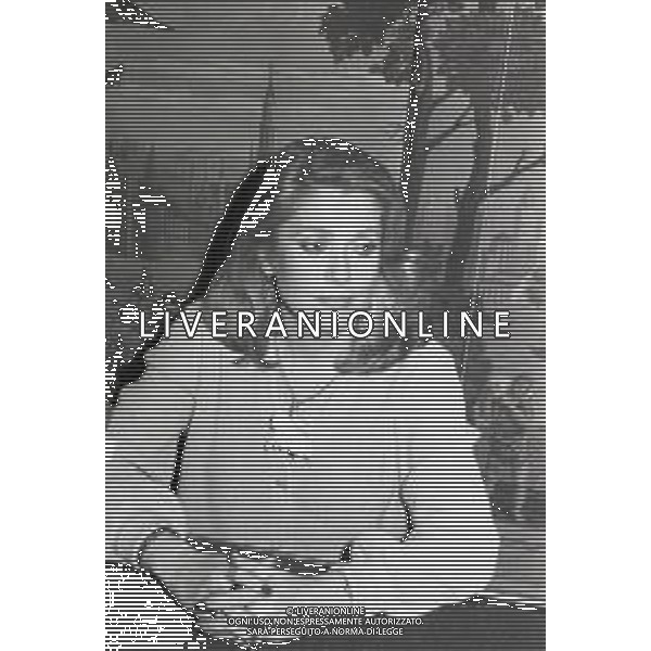 NEG-RETROSPETTIVA CATHERINE DENEUVE ATTRICE NELLA FOTO CATHERINE DENEUVE IN TERRAZZA MARTINI A MILANO ALLA PRESENTAZIONE DEL FILM “ULTIMO METRO“ IL GIORNO 10-04-1981 AG ALDO LIVERANI SAS