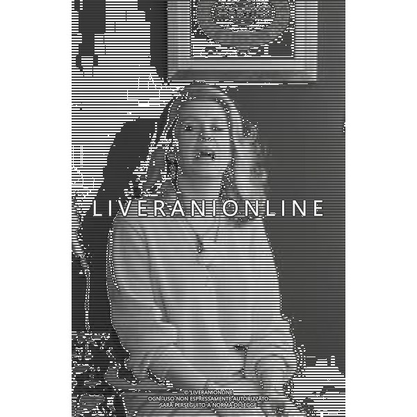 NEG-RETROSPETTIVA CATHERINE DENEUVE ATTRICE NELLA FOTO CATHERINE DENEUVE IN TERRAZZA MARTINI A MILANO ALLA PRESENTAZIONE DEL FILM “ULTIMO METRO“ IL GIORNO 10-04-1981 AG ALDO LIVERANI SAS