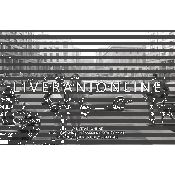 NEG-RETROSPETTIVA CATHERINE DENEUVE ATTRICE NELLA FOTO CATHERINE DENEUVE IN TERRAZZA MARTINI A MILANO ALLA PRESENTAZIONE DEL FILM “ULTIMO METRO“ IL GIORNO 10-04-1981 AG ALDO LIVERANI SAS