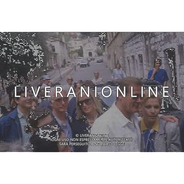 DIAP-RETROSPETTIVA ROGER MOORE ATTORE NELLA FOTO ROGER MOORE A MONTECARLO AL TORNEO DI TENNIS NELL\'ANNO 1988 AG ALDO LIVERANI SAS