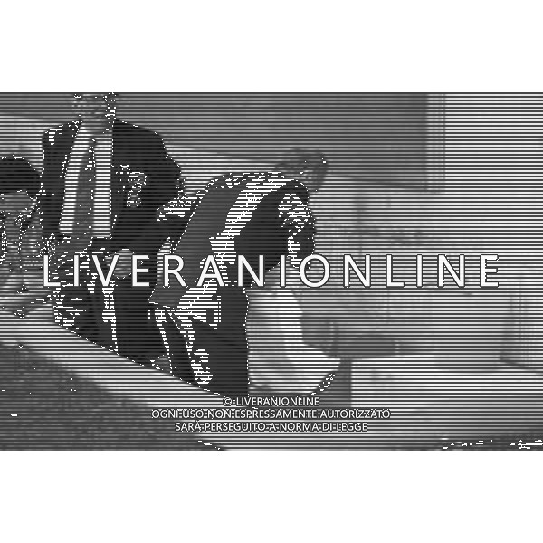 NEG- RETROSPETTIVA GIOVANNI TRAPATTONI ALLENATORE INTER NELLA FOTO GIOVANNI TRAPATTONI NELL’ANNO 1989 IN PANCHINA AG ALDO LIVERANI SAS