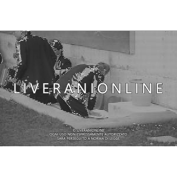 NEG- RETROSPETTIVA GIOVANNI TRAPATTONI ALLENATORE INTER NELLA FOTO GIOVANNI TRAPATTONI NELL’ANNO 1989 IN PANCHINA AG ALDO LIVERANI SAS