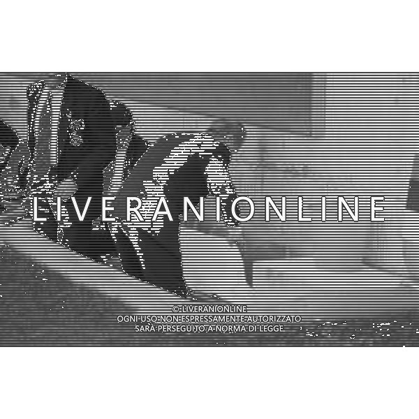 NEG- RETROSPETTIVA GIOVANNI TRAPATTONI ALLENATORE INTER NELLA FOTO GIOVANNI TRAPATTONI NELL’ANNO 1989 IN PANCHINA AG ALDO LIVERANI SAS