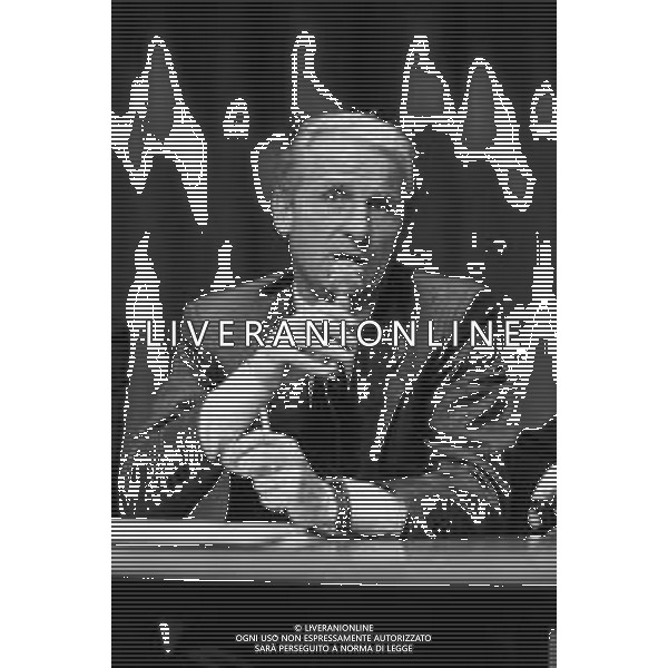 NEG- RETROSPETTIVA GIOVANNI TRAPATTONI ALLENATORE INTER NELLA FOTO GIOVANNI TRAPATTONI NELL’ANNO 1989 A RHO (MILANO) AG ALDO LIVERANI SAS