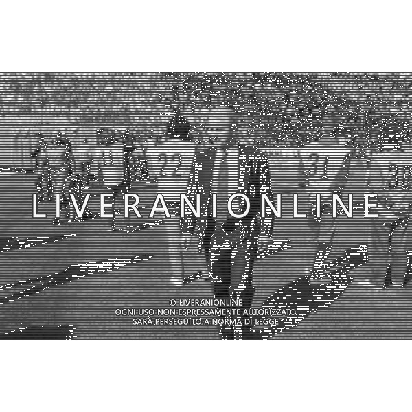NEG- RETROSPETTIVA GIOVANNI TRAPATTONI ALLENATORE INTER NELLA FOTO GIOVANNI TRAPATTONI NELL’ANNO 1989 ENTRA IN CAMPO AG ALDO LIVERANI SAS