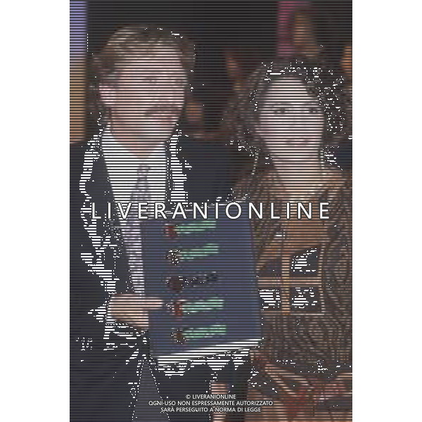 DIAP-RETROSPETTIVA ROBERTA MANFREDI PRESENTATRICE TELEVISIVA E ATTRICE NELLA FOTO ROBERTA MANFREDI CON CLAUDIO SORRENTINO TRASMISSIONE TELEVISIVA “TANDEM “ ANNO 1984 A ROMA FOTO EDGRADO DELLA SCORCIOSA-AG ALDO LIVERANI SAS