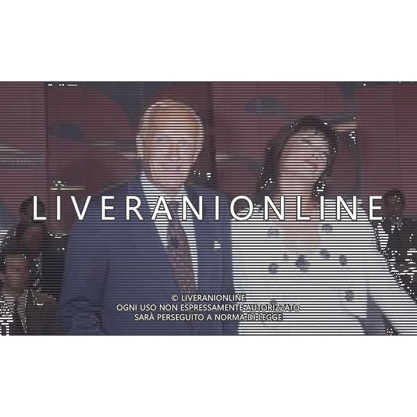 DIAP-RETROSPETTIVA KAY SANDVIK PRESENTATRICE TELEVISIVA E CONDUTTRICE RADIOFONICA NELLA FOTO KAY SANDVIK A MILANO NELL\'ANNO 1991 TRASMISSIONE TELEVISIVA “ PRESSING “ CON RAIMONDO VIIANELLO AG ALDO LIVERANI SAS