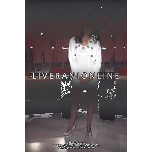 DIAP-RETROSPETTIVA KAY SANDVIK PRESENTATRICE TELEVISIVA E CONDUTTRICE RADIOFONICA NELLA FOTO KAY SANDVIK A MILANO NELL\'ANNO 1991 TRASMISSIONE TELEVISIVA “ PRESSING “ AG ALDO LIVERANI SAS