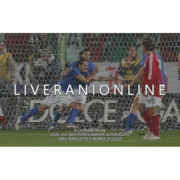 Firenze 01/03/2006 Italia-Germania Amichevole Nella foto: Gioia Gilardino Alberto dopo il gol del 1-0.* Ph Gianni Nucci/Agenzia Aldo Liverani