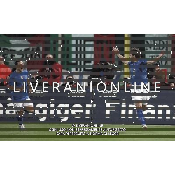 Firenze 01/03/2006 Italia-Germania Amichevole Nella foto: Gioia Gilardino Alberto dopo il gol del 1-0.* Ph Gianni Nucci/Agenzia Aldo Liverani