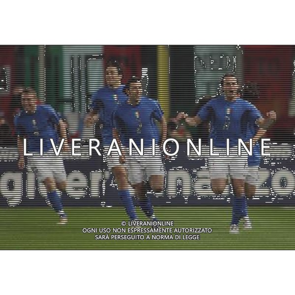 Firenze 01/03/2006 Italia-Germania Amichevole Nella foto: Gioia Gilardino Alberto dopo il gol del 1-0.* Ph Gianni Nucci/Agenzia Aldo Liverani