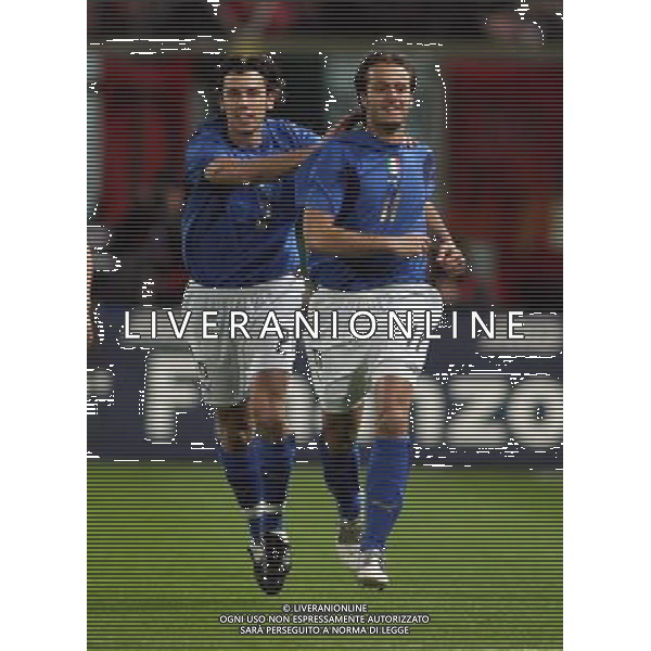 Firenze 01/03/2006 Italia-Germania Amichevole Nella foto: Gioia Gilardino Alberto dopo il gol del 1-0.* Ph Gianni Nucci/Agenzia Aldo Liverani