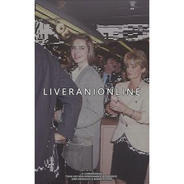 DIAP-RETROSPETTIVA ISABELLA ROSSELLINI ATTRICE NELLA FOTO ISABELLA ROSSELLINI A MILANO ALLA PRESENTAZIONE DEL NUOVO PROFOFUMO DELLA LANCOME “ TRESOR“ NELL\'ANNO 1991 AG ALDO LIVERANI SAS