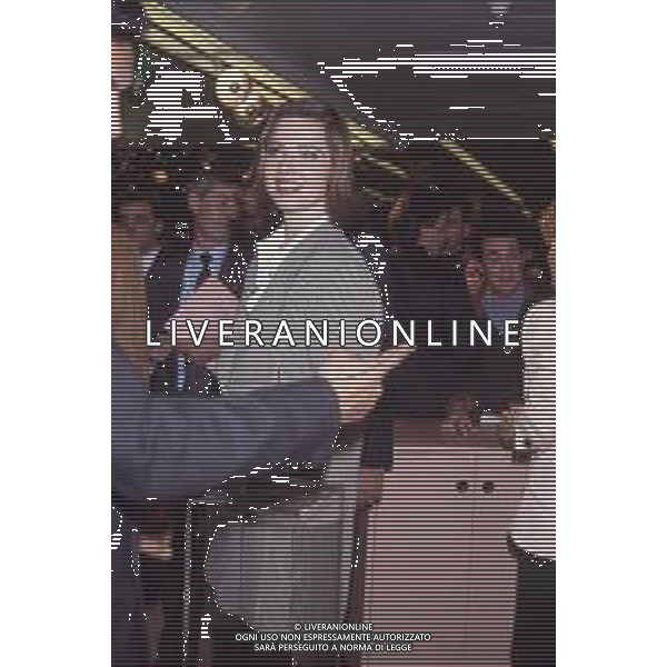 DIAP-RETROSPETTIVA ISABELLA ROSSELLINI ATTRICE NELLA FOTO ISABELLA ROSSELLINI A MILANO ALLA PRESENTAZIONE DEL NUOVO PROFOFUMO DELLA LANCOME “ TRESOR“ NELL\'ANNO 1991 AG ALDO LIVERANI SAS