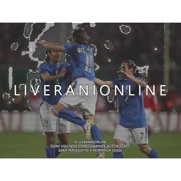 Firenze 01/03/2006 Italia-Germania Amichevole Nella foto: Gioia Gilardino Alberto dopo il gol del 1-0.* Ph Gianni Nucci/Agenzia Aldo Liverani