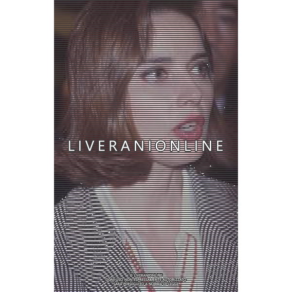 DIAP-RETROSPETTIVA ISABELLA ROSSELLINI ATTRICE NELLA FOTO ISABELLA ROSSELLINI A MILANO ALLA PRESENTAZIONE DEL NUOVO PROFOFUMO DELLA LANCOME “ TRESOR“ NELL\'ANNO 1991 AG ALDO LIVERANI SAS