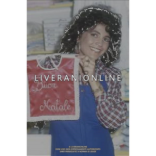 DIAP-RETROSPETTIVA ROBERTA MANFREDI ATTRICE NELLA FOTO ROBERTA MANFREDI A ROMA NELL\'ANNO 1986 FOTO EDGARDO DELLA SCORCIOSA-AG ALDO LIVERANI SAS