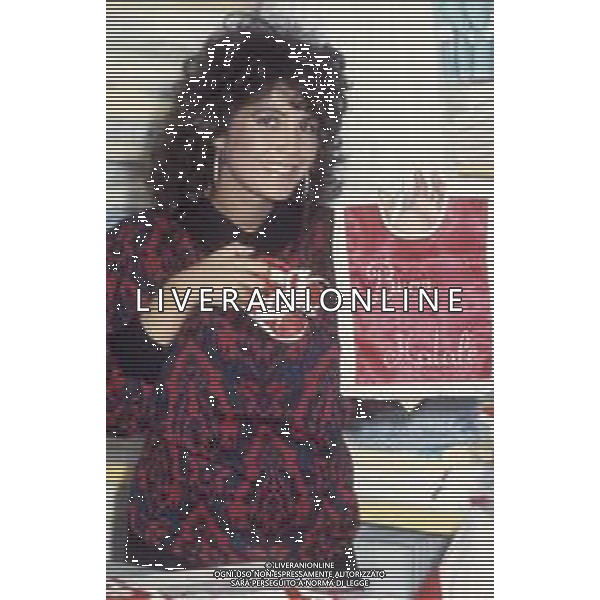 DIAP-RETROSPETTIVA ROBERTA MANFREDI ATTRICE NELLA FOTO ROBERTA MANFREDI A ROMA NELL\'ANNO 1986 FOTO EDGARDO DELLA SCORCIOSA-AG ALDO LIVERANI SAS