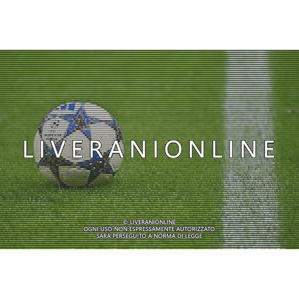 Inter vs Kairat Almaty nella foto il pallone delle gare della UEFA Champions League Milano 05-11-2025 Stadio Giuseppe Meazza - San Siro Inter vs Kairat Almaty UEFA Champions League fase a girone unico - 4a giornata foto Roberto Garavaglia/Agenzia Aldo Liverani sas