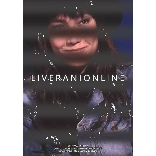 DIAP-RETROSPETTIVA KAY SANDVIK CONDUTTRICE TELEVISIVA E RADIOFONICA NELLA FOTO KAY SANDVIK A “DISCORING “ NELL\'ANNO 1990 AG ALDO LIVERANI SAS