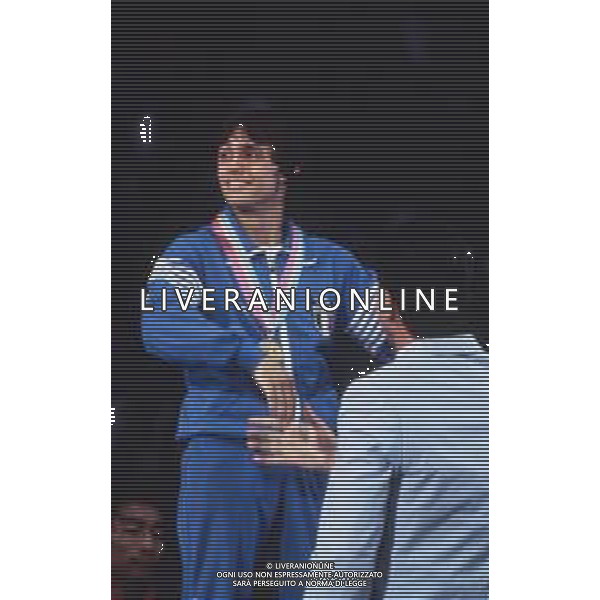 DIAP-RETROSPETTIVA VINCENZO MAENZA LOTTATORE NELLA FOTO VINCENZO MAENZA PARTECIPA ALLE OLIMPIADI DI LOS ANGELES 1984 ARCHIVIO DFP-AG ALDO LIVERANI SAS