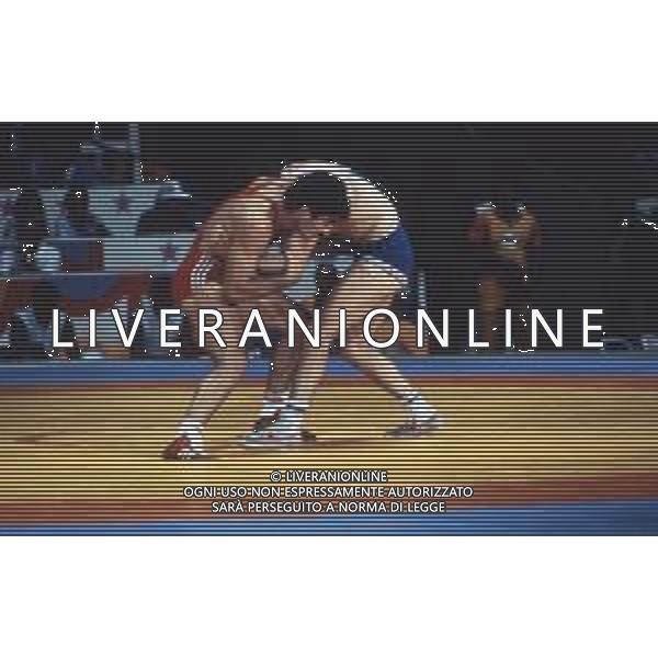 DIAP-RETROSPETTIVA VINCENZO MAENZA LOTTATORE NELLA FOTO VINCENZO MAENZA PARTECIPA ALLE OLIMPIADI DI LOS ANGELES 1984 ARCHIVIO DFP-AG ALDO LIVERANI SAS