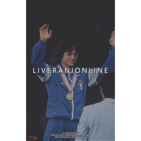 DIAP-RETROSPETTIVA VINCENZO MAENZA LOTTATORE NELLA FOTO VINCENZO MAENZA PARTECIPA ALLE OLIMPIADI DI LOS ANGELES 1984 ARCHIVIO DFP-AG ALDO LIVERANI SAS