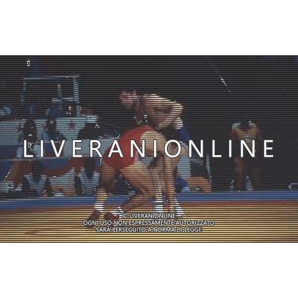 DIAP-RETROSPETTIVA VINCENZO MAENZA LOTTATORE NELLA FOTO VINCENZO MAENZA PARTECIPA ALLE OLIMPIADI DI LOS ANGELES 1984 ARCHIVIO DFP-AG ALDO LIVERANI SAS