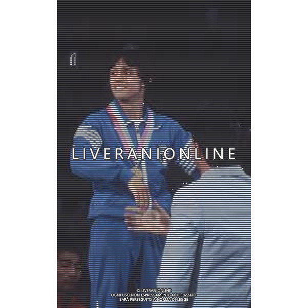 DIAP-RETROSPETTIVA VINCENZO MAENZA LOTTATORE NELLA FOTO VINCENZO MAENZA PARTECIPA ALLE OLIMPIADI DI LOS ANGELES 1984 ARCHIVIO DFP-AG ALDO LIVERANI SAS