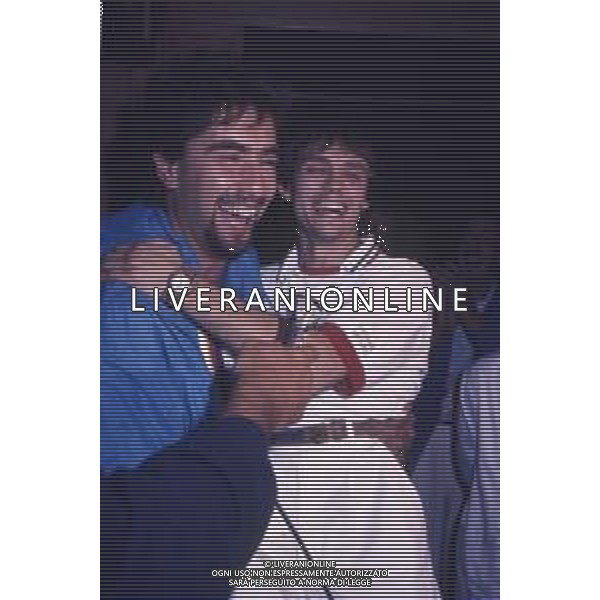DIAP-RETROSPETTIVA VINCENZO MAENZA LOTTATORE NELLA FOTO VINCENZO MAENZA ALLE OLIMPIADI DI LOS ANGELES 1984 CON STEFANO CERIONI ARCHIVIO DFP-AG ALDO LIVERANI SAS 
