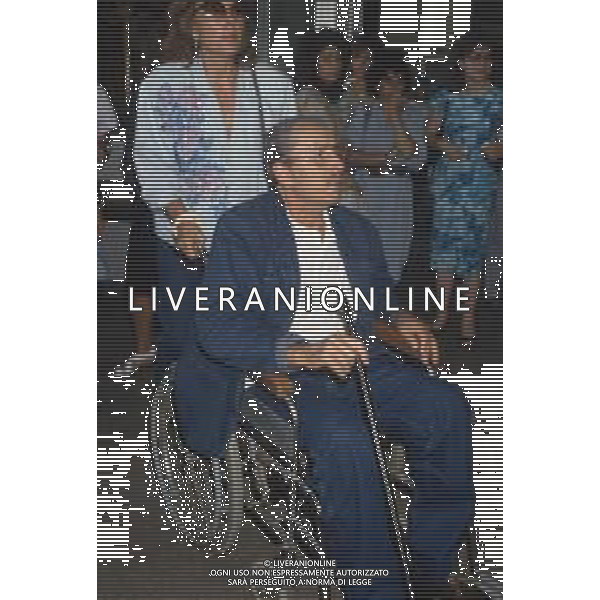 DIAP-RETROSPETTIVA DOMENIICO MODUGNO CANTANTE NELLA FOT DOMENICO MODUGNOO CON LA MOGLIE FRANCA GANDOLFI IN TRIBENALE A MILANO NELL\'ANNO 1986 AG ALDO LIVERANI SAS