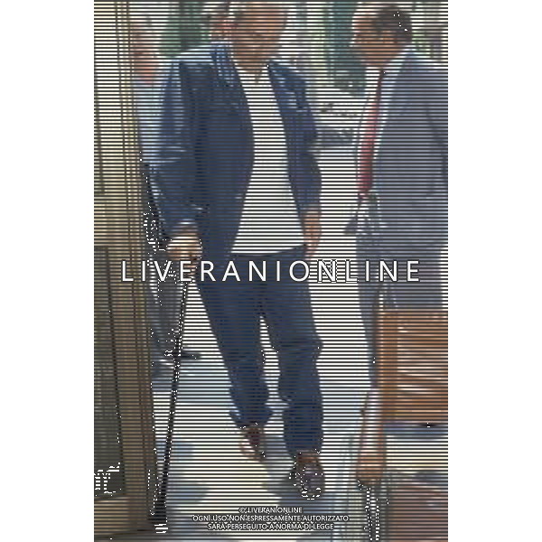 DIAP-RETROSPETTIVA DOMENIICO MODUGNO CANTANTE NELLA FOT DOMENICO MODUGNOO CON LA MOGLIE FRANCA GANDOLFI IN TRIBENALE A MILANO NELL\'ANNO 1986 AG ALDO LIVERANI SAS