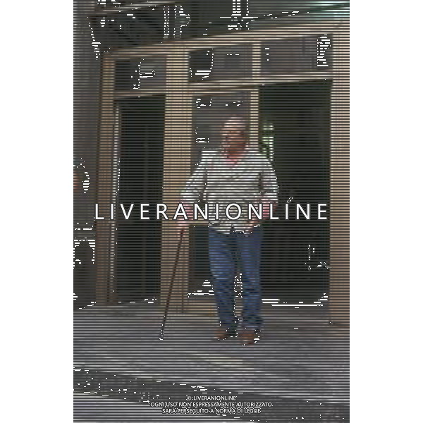 DIAP-RETROSPETTIVA DOMENIICO MODUGNO CANTANTE NELLA FOT DOMENICO MODUGNOO CON LA MOGLIE FRANCA GANDOLFI IN TRIBENALE A MILANO NELL\'ANNO 1986 AG ALDO LIVERANI SAS