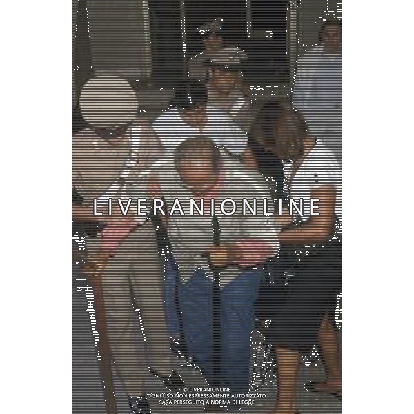 DIAP-RETROSPETTIVA DOMENIICO MODUGNO CANTANTE NELLA FOT DOMENICO MODUGNOO CON LA MOGLIE FRANCA GANDOLFI IN TRIBENALE A MILANO NELL\'ANNO 1986 AG ALDO LIVERANI SAS