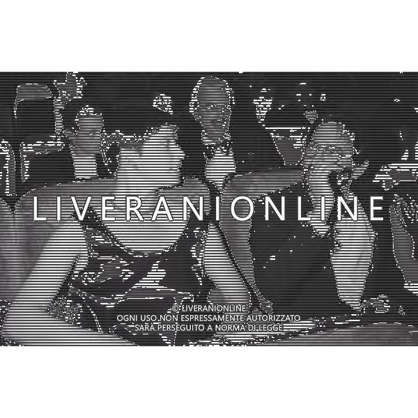 ST-RETROSPETTIVA ISABELLA ROSSELLINI ATTRICE NELLA FOTO ISABELLA ROSSELLINI CON RENZO ROSSELLINI NELL\'ANNO 1987 AG ALDO LIVERANI SAS