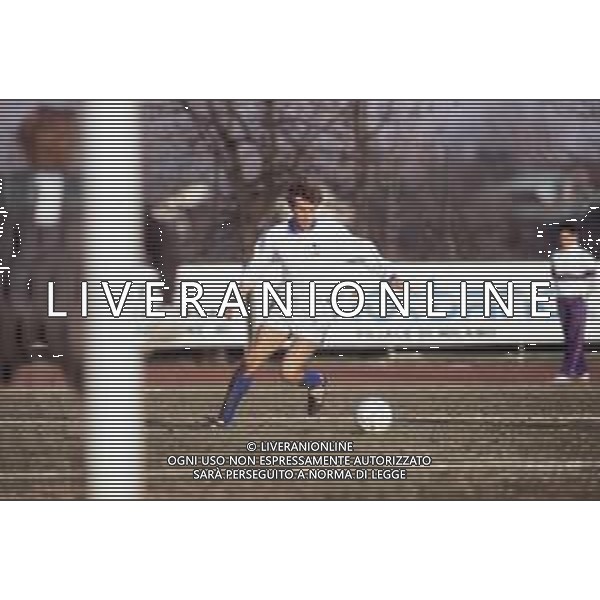 DIAP-RETROSPETTIVA GIANNI FLAMIGNI CALCIATORE NELLA FOTO GIANNI FLAMIGNI CON LA MAGLIA DELLA NAZIONALE ITALIANA AG ALDO LIVERANI SAS