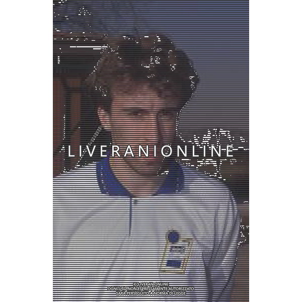 DIAP-RETROSPETTIVA GIANNI FLAMIGNI CALCIATORE NELLA FOTO GIANNI FLAMIGNI CON LA MAGLIA DELLA NAZIONALE ITALIANA AG ALDO LIVERANI SAS