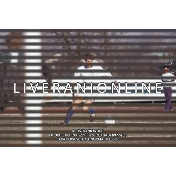 DIAP-RETROSPETTIVA GIANNI FLAMIGNI CALCIATORE NELLA FOTO GIANNI FLAMIGNI CON LA MAGLIA DELLA NAZIONALE ITALIANA AG ALDO LIVERANI SAS