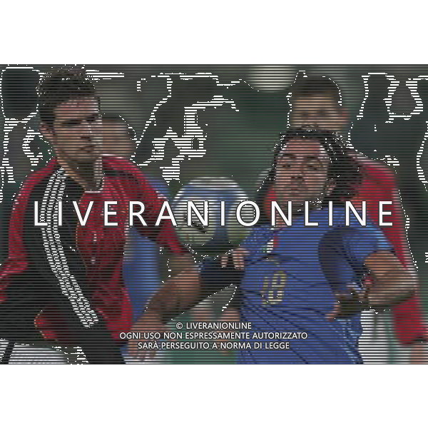 Firenze 1 marzo 2006 Italia - Germania amichevole nella foto: Barone Simone e Klose Miroslav foto Andry / Ag. Aldo Liverani