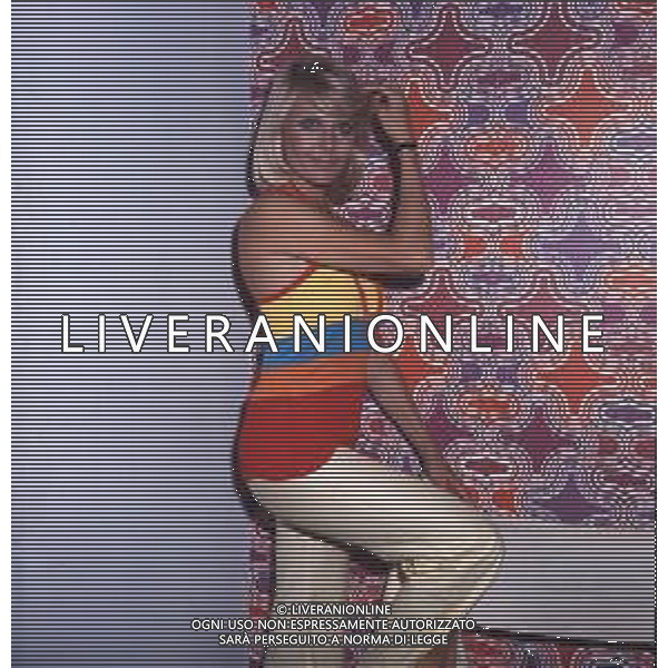 DIAP-RETROSPETTIVA VANNA BROSIO CANTANTE CONDUTTRICE TELEVISIVA E ATTRICE NELLA FOTO VANNA BROSIO AG ALDO LIVERANI SAS