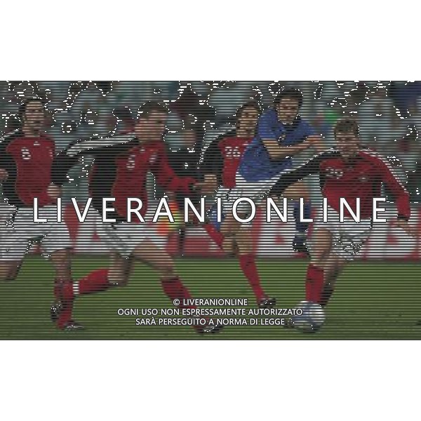 Firenze 1 marzo 2006 Italia - Germania amichevole nella foto: Del Piero Alessandro e Mertesacker Per foto Andry / Ag. Aldo Liverani