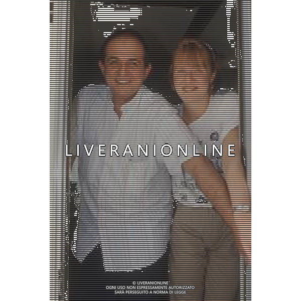 DIAP-RETROSPETTIVA GINCARLO MAGALLI PRESENTATORE TELEVISIVO NELLA FOTO GIANCARLO MAGALLI NEL CAMPER A ROMA FOTO EDGARDO DELLA SCORCIOSA-AG ALDO LIVERANI SAS