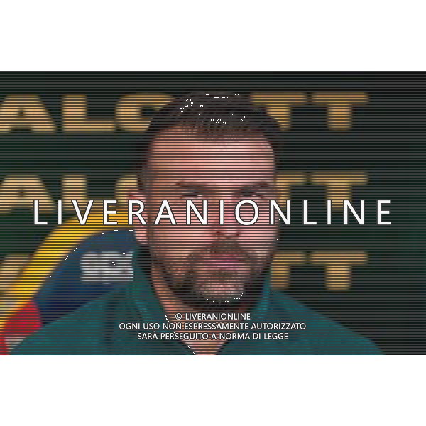 TVEM November 08, 2025 Lecce, Italy - US Lecce vs Hellas Verona - Italian soccer serie A 2025/26 - Via Del Mare Stadium. In the pic: coach Paolo Zanetti of Hellas Verona ©TVEM Emmanuele Mastrodonato - AGENZIA ALDO LIVERANI SAS