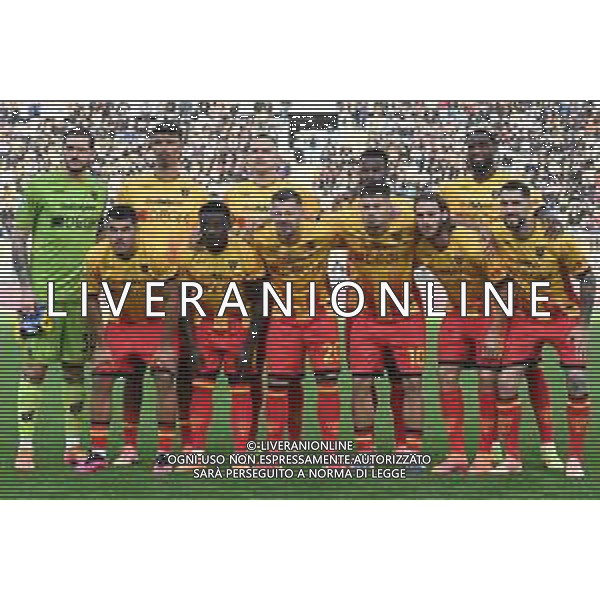 TVPG US Lecce vs Hellas Verona FC nella foto Us Lecce formazione iniziale Lecce (ITA) 08-11 -2025 Stadio “E. Giardiniero” Via del Mare - Undicesima Giornata Serie A EniLive 2025/26 ©TVPG GOLIA PASQUALE - AGENZIA ALDO LIVERANI SAS