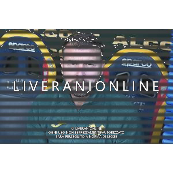 TVPG US Lecce vs Hellas Verona FC nella foto Paolo Zanetti (Allenatore Hellas Verona Fc) Lecce (ITA) 08-11 -2025 Stadio “E. Giardiniero” Via del Mare - Undicesima Giornata Serie A EniLive 2025/26 ©TVPG GOLIA PASQUALE - AGENZIA ALDO LIVERANI SAS