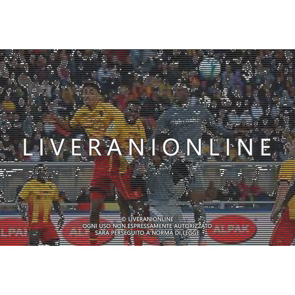 TVPG US Lecce vs Hellas Verona FC nella foto Armel Bella-Kotchap (Hellas Verona Fc) Lecce (ITA) 08-11 -2025 Stadio “E. Giardiniero” Via del Mare - Undicesima Giornata Serie A EniLive 2025/26 ©TVPG GOLIA PASQUALE - AGENZIA ALDO LIVERANI SAS